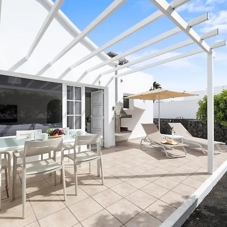 Semesterbostad Casa Arrieta - N 4 By Escape Puerto del Carmen (Lanzarote)