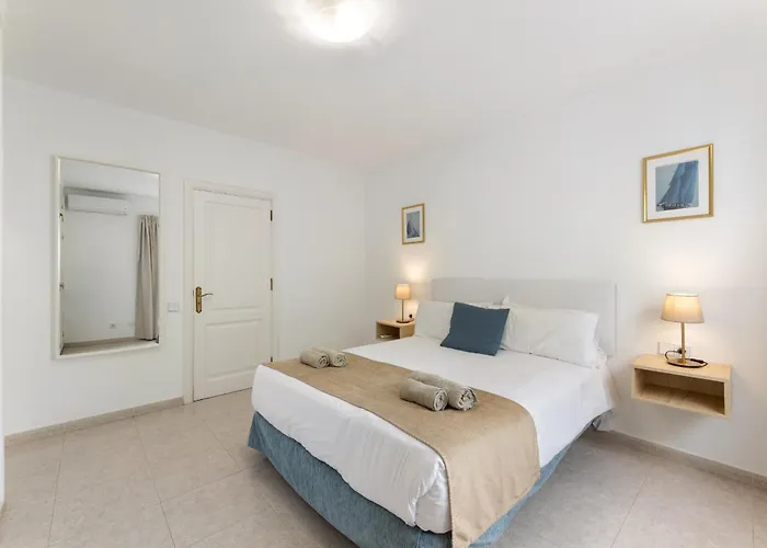 Semesterbostad Casa Arrieta - N 4 By Escape Puerto del Carmen (Lanzarote)